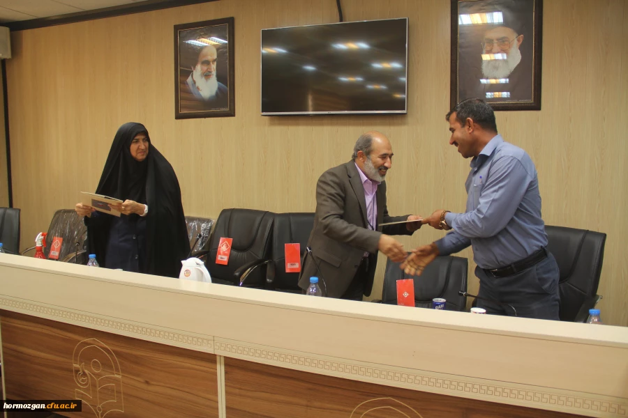نشست شورای سرپرستی و دانشجویی دانشگاه فرهنگیان هرمزگان 12