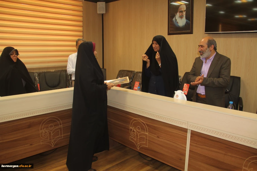 نشست شورای سرپرستی و دانشجویی دانشگاه فرهنگیان هرمزگان 14