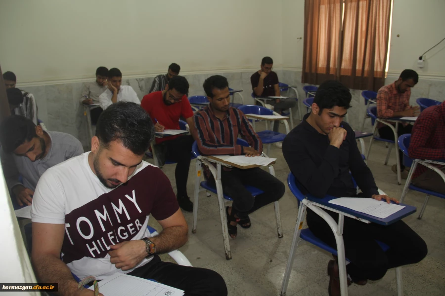 بازدید آقای دکتر بهرامشاهی ، مدیریت امورپردیس های دانشگاه فرهنگیان هرمزگان

از روند آزمون هماهنگ کشوری پایان ترم دانشجو معلمان دانشگاه فرهنگیان 9