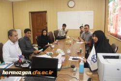 جلسه نقد و بررسی مرحله منطقه ای جشنواره تدریس برتر با حضور راه یافتگان به مرحله کشوری در دانشگاه فرهنگیان هرمزگان 4