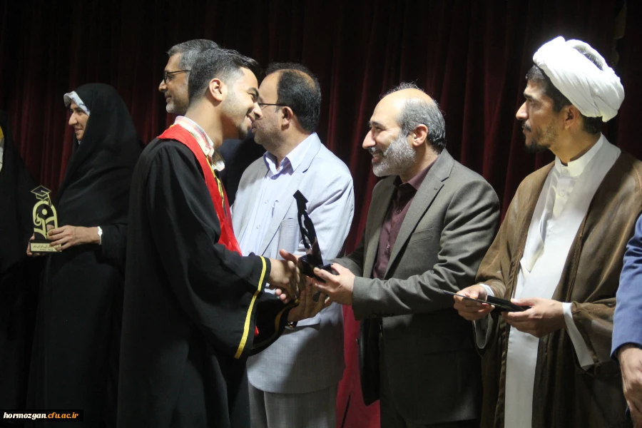 هشتمین آیین دانش آموختگی دانشجویان دانشگاه فرهنگیان هرمزگان ورودی ( ۹۸) 2