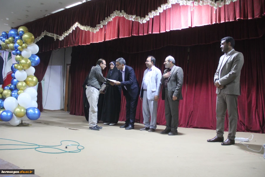 هشتمین آیین دانش آموختگی دانشجویان دانشگاه فرهنگیان هرمزگان ورودی ( ۹۸) 2