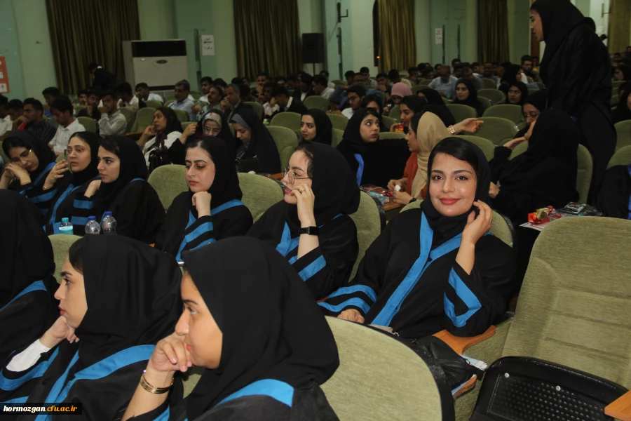 هشتمین آیین دانش آموختگی دانشجویان دانشگاه فرهنگیان هرمزگان ورودی ( ۹۸) 2
