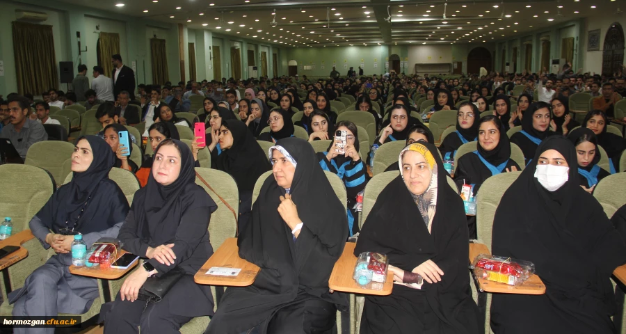 هشتمین آیین دانش آموختگی دانشجویان دانشگاه فرهنگیان هرمزگان ورودی ( ۹۸) 2