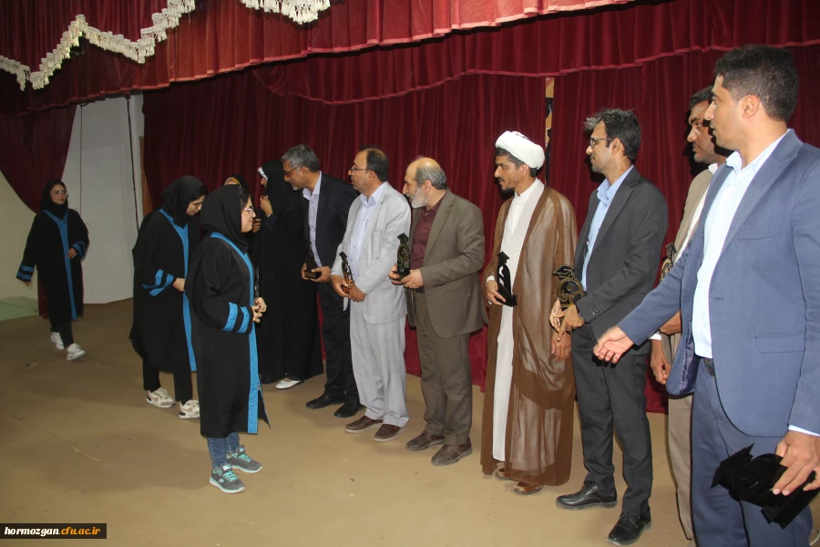 هشتمین آیین دانش آموختگی دانشجویان دانشگاه فرهنگیان هرمزگان ورودی ( ۹۸) 4