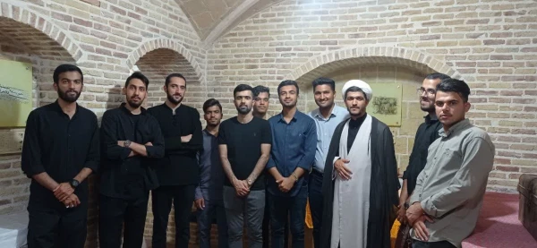 جمعی از دانشجویان دانشگاه فرهنگیان  هرمزگان در حسینیه امام خمینی  7