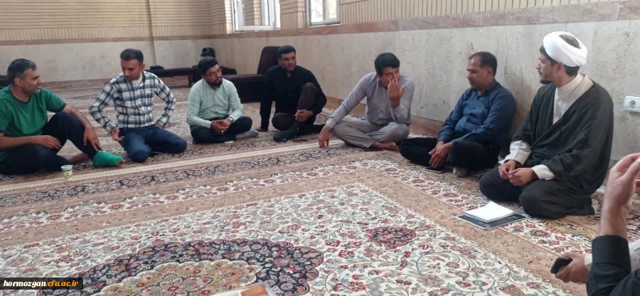 حضور استادان دانشگاه فرهنگیان هرمزگان در اردوی زیارتی و طرح ضیافت اندیشه اساتید، مشهد مقدس 4