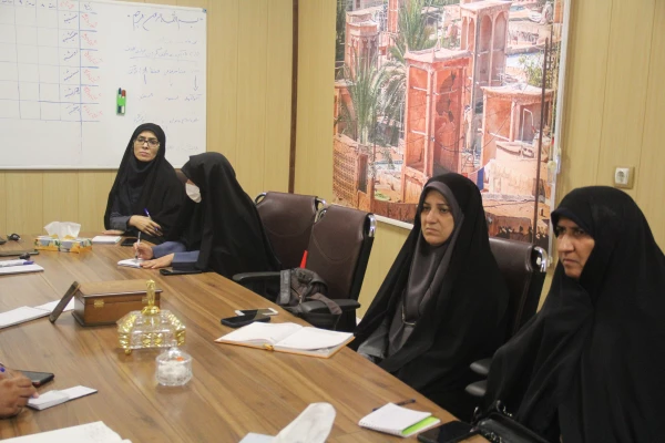 جلسه هماهنگی آزمون پایانی طرح توانمندسازی موسسان ، مدیران و معلمان مدارس غیر دولتی 4