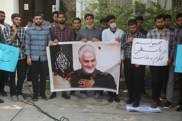 اجتماع دانشجو معلمان و اساتید دانشگاه فرهنگیان بندرعباس در محکومیت حمله رژیم صهیونیستی به بیمارستان غزه 8