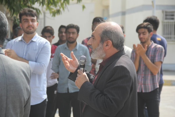 اجتماع دانشجو معلمان و اساتید دانشگاه فرهنگیان بندرعباس در محکومیت حمله رژیم صهیونیستی به بیمارستان غزه 12