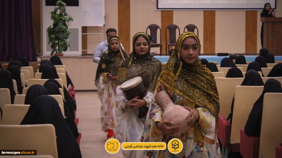 مراسم آئین استقبال از نودانشجومعلمان ورودی  1402در پردیس فاطمه الزهرا (س) دانشگاه فرهنگیان هرمزگان 2