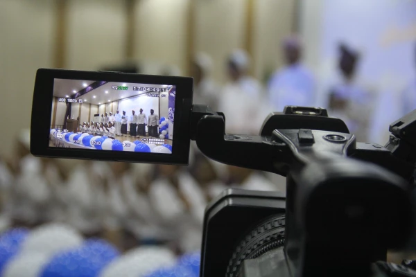 آئین استقبال از نو دانشجو معلمان  در ساعت 9:30 مورخ 10 آبان ماه 1402 درسالن همایش پردیس شهید بهشتی  دانشگاه فرهنگیان هرمزگان برگزار شد . 5