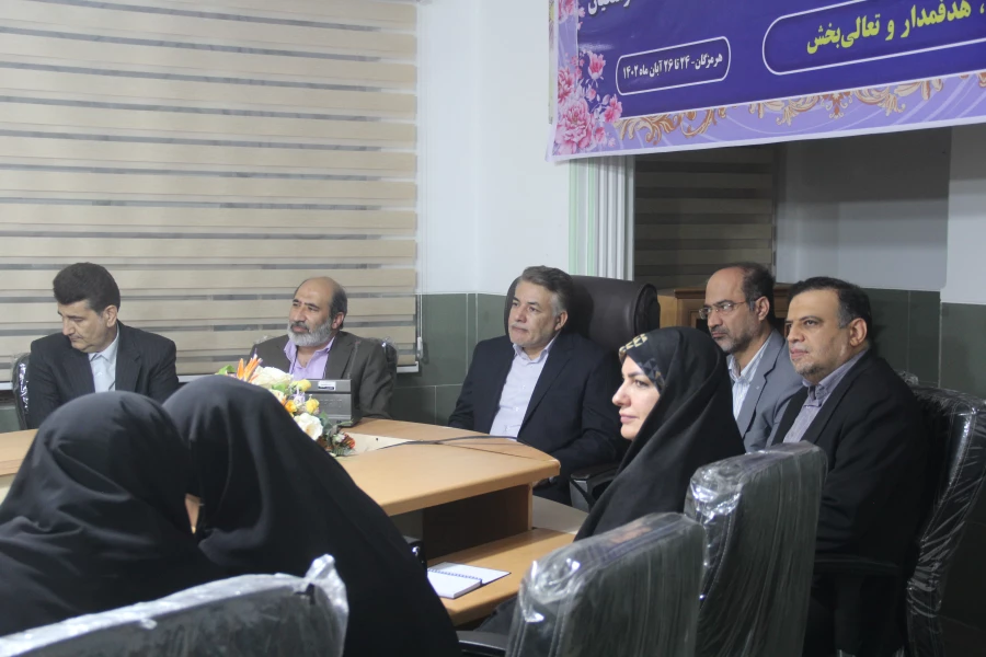 افتتاحیه گردهمایی مدیران و مسئولان نظارت، ارزیابی و تضمین کیفیت دانشگاه فرهنگیان سراسر کشور هم اکنون در شامگاه سه شنبه ۲۳ آبان ماه ۱۴۰۲ با حضور کارکنان و مدیران مرکز نظارت ارزیابی و تضمین کیفیت سازمان مرکزی و همه ی مسئولان نظارت مدیریت های استانی به میزبا