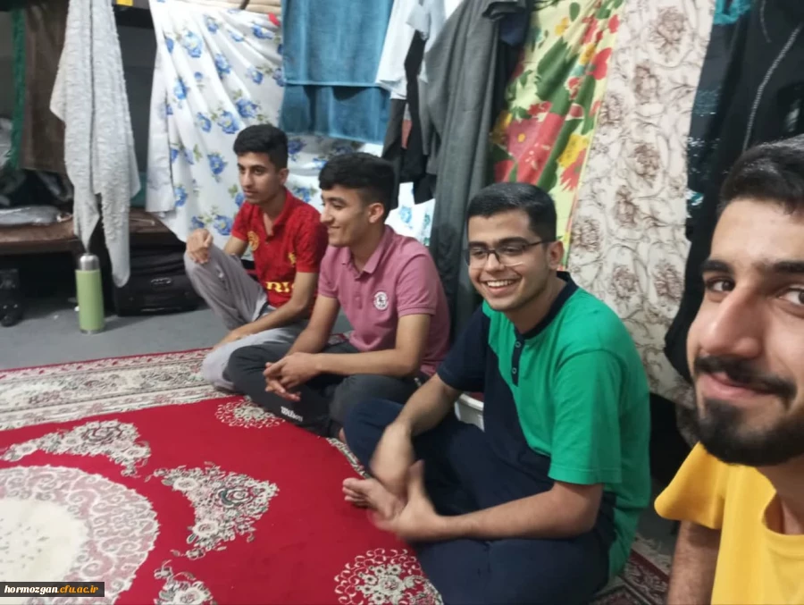  بازدید مدیریت امور پردیس های دانشگاه فرهنگیان هرمزگان از خوابگاههای دانشجویی و نشست صمیمانه با دانشجومعلمان 2