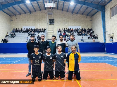 فینال مسابقات فوتسال به مناسبت روز دانشجو