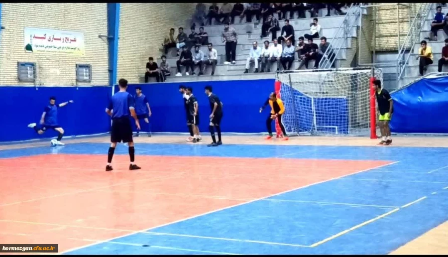 فینال مسابقات فوتسال به مناسبت روز دانشجو 4