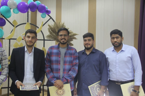 مراسم گرامیداشت ۱۶ آذر، روز دانشجو در پردیس شهید بهشتی بندرعباس برگزار گردید. 18