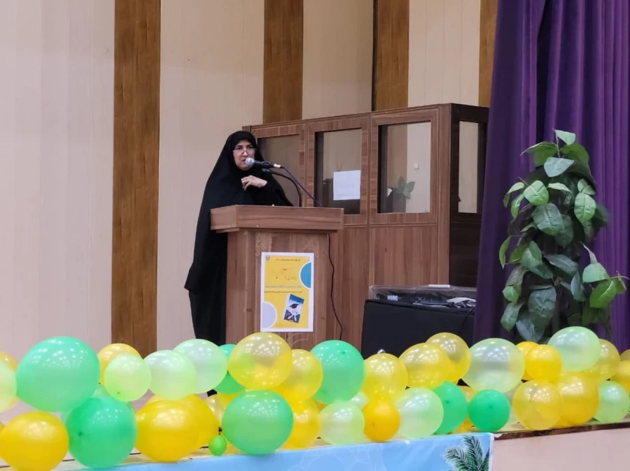 مراسم نکوداشت 16 آذر روز دانشجو و گرامیداشت یاد و خاطره شهدای این روز در پردیس فاطمه الزهرا (س) بندرعباس  5