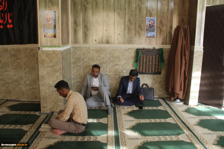 برگزاری مراسم پرفیض و روح بخش زیارت عاشورا  بمناسبت شهادت حضرت فاطمه الزهرا (س) در دانشگاه فرهنگیان هرمزگان 5
