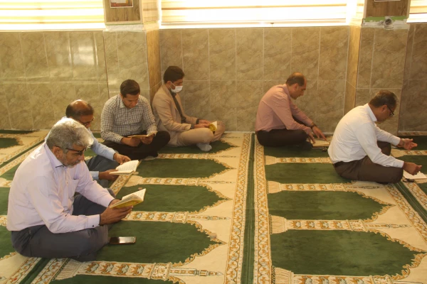 برگزاری مراسم پرفیض و روح بخش زیارت عاشورا  بمناسبت شهادت حضرت فاطمه الزهرا (س) در دانشگاه فرهنگیان هرمزگان 7