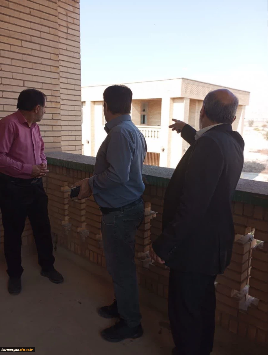 شروع فازپروژه بازسازی مجتمع دانشسرای ( قدیم ) علی ابن ابیطالب (ع) ایسین دانشگاه فرهنگیان هرمزگان با اعتبار65 میلیارد ریال 2