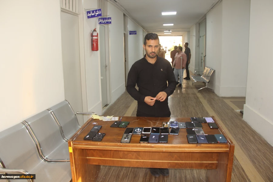 
 امتحانات پــایــان نیمســال اول
ورودی های  99
 9