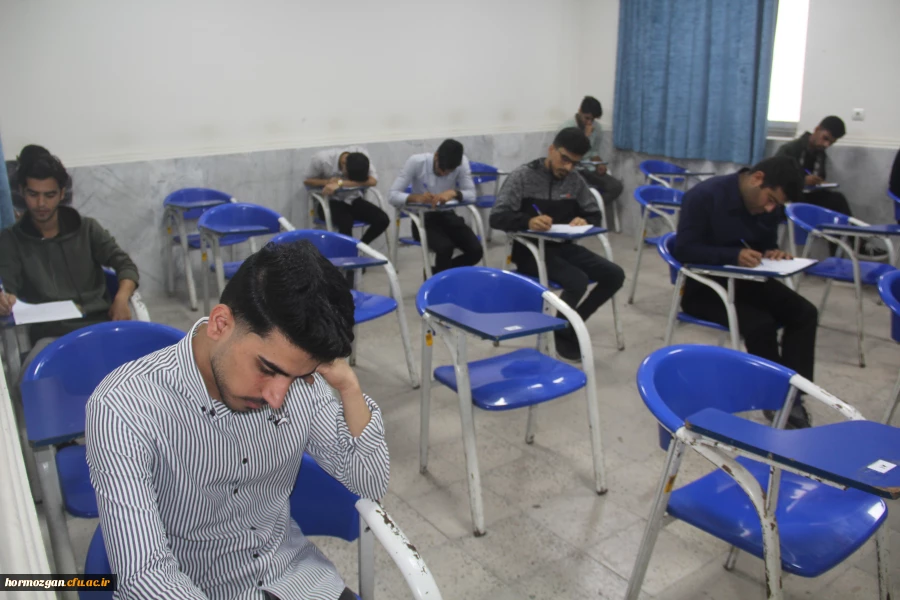 
 امتحانات پــایــان نیمســال اول
ورودی های  99
 20