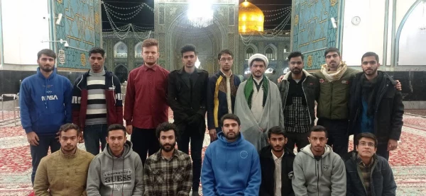   اعزام دانشجو معلمان دانشگاه فرهنگیان هرمزگان و مراکز تابعه به مشهد مقدس 4