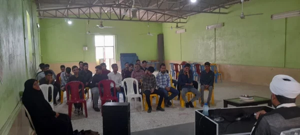 تجلیل از دانشجو معلم مرکز رودان، آقای اسلام بصری  برگزیده مسابقات کتابخوانی «فاطمه زهراس دختر محمد مصطفی ص» 4