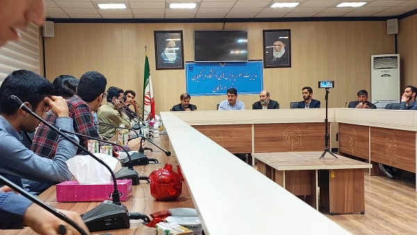 نشست خواص شتاب دهنده پیرامون نقش آفرینی دانشجو معلمان در انتخابات 12