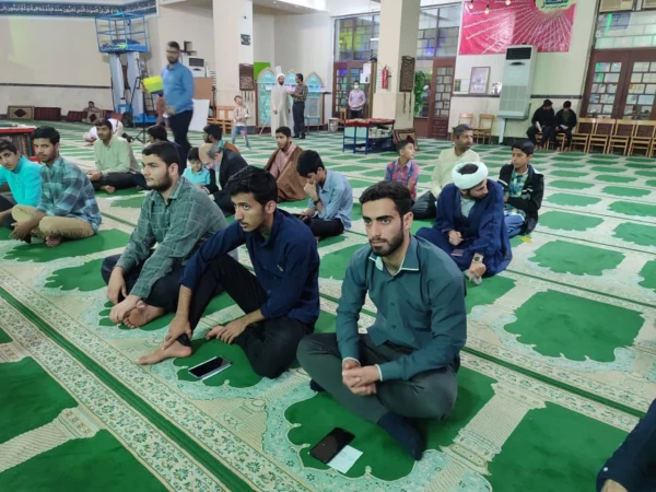 حضورمدیریت امور پردیس های دانشگاه فرهنگیان هرمزگان و دانشجومعلمان محترم درمراسم جشن میلاد حضرت مهدی (عجل الله) در مسجد قدس شهر بندرعباس وسخنرانی دکتر بهرامشاهی در خصوص حضور مردم در انتخابات مجلس شورای اسلامی 
 2