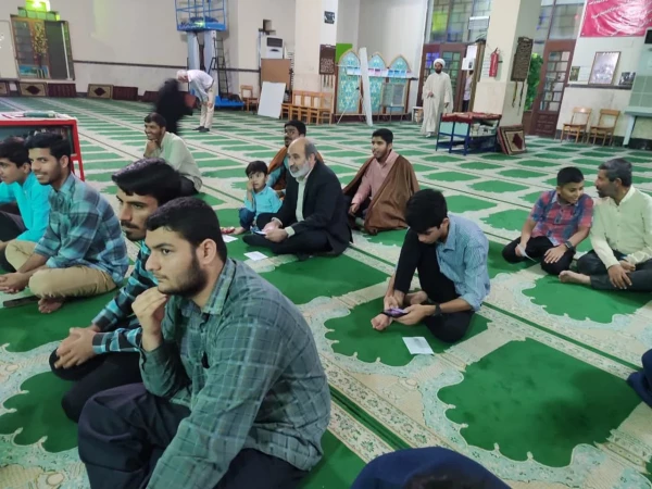 حضورمدیریت امور پردیس های دانشگاه فرهنگیان هرمزگان و دانشجومعلمان محترم درمراسم جشن میلاد حضرت مهدی (عجل الله) در مسجد قدس شهر بندرعباس وسخنرانی دکتر بهرامشاهی در خصوص حضور مردم در انتخابات مجلس شورای اسلامی 
 2