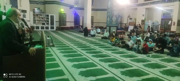 حضورمدیریت امور پردیس های دانشگاه فرهنگیان هرمزگان و دانشجومعلمان محترم درمراسم جشن میلاد حضرت مهدی (عجل الله) در مسجد قدس شهر بندرعباس وسخنرانی دکتر بهرامشاهی در خصوص حضور مردم در انتخابات مجلس شورای اسلامی 
 3