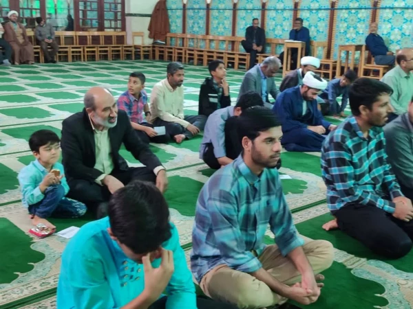 حضورمدیریت امور پردیس های دانشگاه فرهنگیان هرمزگان و دانشجومعلمان محترم درمراسم جشن میلاد حضرت مهدی (عجل الله) در مسجد قدس شهر بندرعباس وسخنرانی دکتر بهرامشاهی در خصوص حضور مردم در انتخابات مجلس شورای اسلامی 
 2