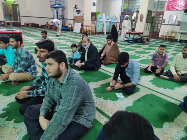 حضورمدیریت امور پردیس های دانشگاه فرهنگیان هرمزگان و دانشجومعلمان محترم درمراسم جشن میلاد حضرت مهدی (عجل الله) در مسجد قدس شهر بندرعباس وسخنرانی دکتر بهرامشاهی در خصوص حضور مردم در انتخابات مجلس شورای اسلامی 
 3