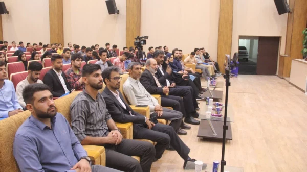 اولین جلسه از دوره علمی جامعه شناسی و علوم اجتماعی با حضور جناب دکتر تقی آزاد ارمکی در دانشگاه فرهنگیان هرمزگان برگزار شد. 2