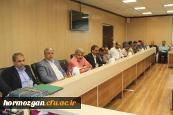 آیین تکریم و معارفه ریاست اداره حراست دانشگاه فرهنگیان هرمزگان با حضور دکتر میرزا زاده حسینی معاونت اداره کل حراست دانشگاه فرهنگیان و آقای مصلحی ریاست حراست اداره کل آموزش و پرورش استان هرمزگان 4