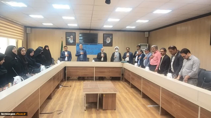 آیین تکریم و معارفه ریاست اداره حراست دانشگاه فرهنگیان هرمزگان با حضور دکتر میرزا زاده حسینی معاونت اداره کل حراست دانشگاه فرهنگیان و آقای مصلحی ریاست حراست اداره کل آموزش و پرورش استان هرمزگان 28