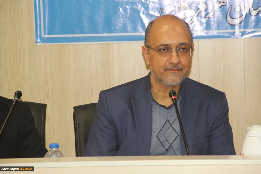 آیین تکریم و معارفه ریاست اداره حراست دانشگاه فرهنگیان هرمزگان با حضور دکتر میرزا زاده حسینی معاونت اداره کل حراست دانشگاه فرهنگیان و آقای مصلحی ریاست حراست اداره کل آموزش و پرورش استان هرمزگان 11