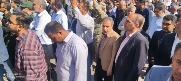 حضور معاونین ،مسئول نهاد رهبری و دانشجو معلمان پردیس شهید بهشتی در مراسم
 تشیح پیکر پاک شهید مدافع حرم ناو سالار یکم پاسدار
رضازارعی سومین شهید مدافع حرم استان هرمزگان 3