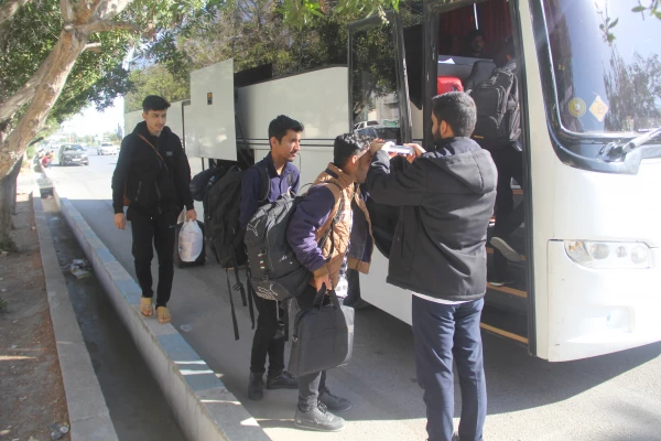 اعزام تعدادی از دانشجو معلمان دانشگاه فرهنگیان هرمزگان به لردوی راهیان نور 12