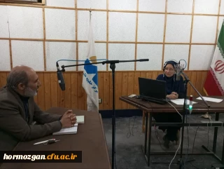 حضور دکتر بهرامشاهی، مدیریت امور پردیس های دانشگاه فرهنگیان هرمزگان و سرپرست بسیج اساتید استان، در ویژه برنامه رادیویی روز اسلام، مربوط به یوم الله قدس 