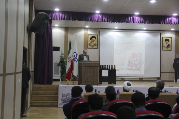 آیین اختتامیه اولین همایش ملی مدرسه الگو در محل پردیس شهید بهشتی  ( دانشگاه فرهنگیان هرمزگان ) برگزار گردید. 2