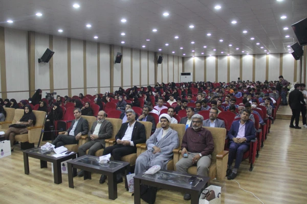 آیین اختتامیه اولین همایش ملی مدرسه الگو در محل پردیس شهید بهشتی  ( دانشگاه فرهنگیان هرمزگان ) برگزار گردید. 2