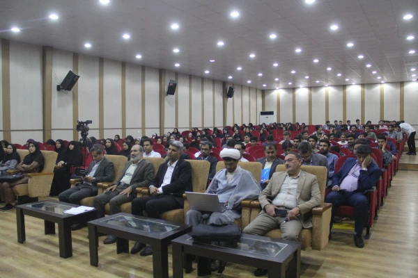 آیین اختتامیه اولین همایش ملی مدرسه الگو در محل پردیس شهید بهشتی  ( دانشگاه فرهنگیان هرمزگان ) برگزار گردید. 2