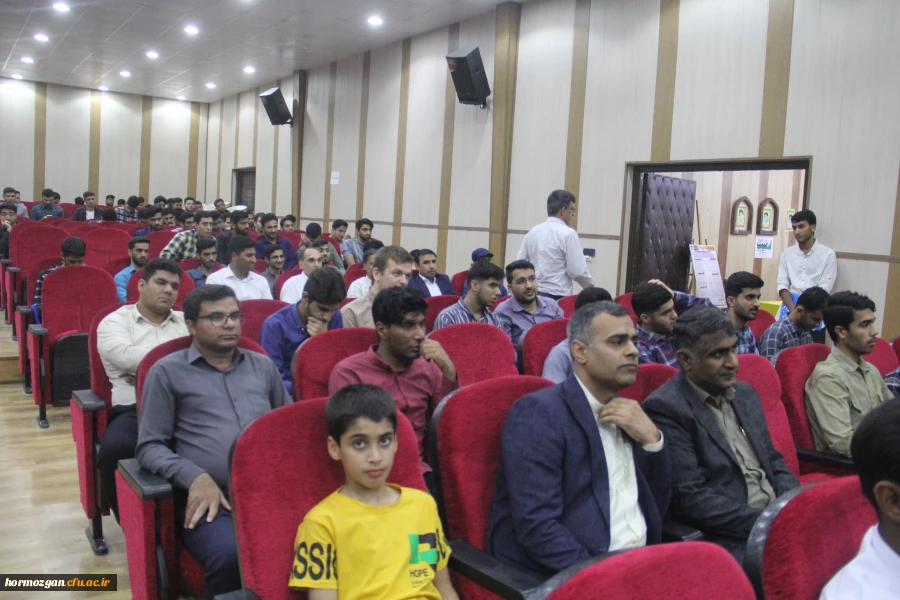 آیین اختتامیه اولین همایش ملی مدرسه الگو در محل پردیس شهید بهشتی  ( دانشگاه فرهنگیان هرمزگان ) برگزار گردید. 2