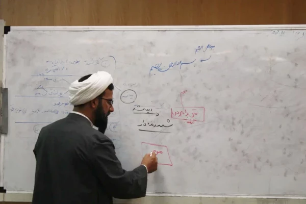 اولین  نشست دوره آموزشی گام دوم انقلاب 8