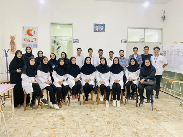 به همت انجمن های علمی علوم تجربی پردیس شهید بهشتی و فاطمه الزهرا(س) هرمزگان و نیز با همکاری اعضای محترم هیات علمی و اساتید گروه علوم پایه، مسابقات آزمایشگاه علوم تجربی طی ۲ روز و مورخ چهارشنبه و پنجشنبه ۲۶ و ۲۷ اردیبهشت ۱۴۰۳ و با حضور ۴۸ نفر از دانشجویان 