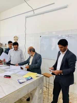 به همت انجمن های علمی علوم تجربی پردیس شهید بهشتی و فاطمه الزهرا(س) هرمزگان و نیز با همکاری اعضای محترم هیات علمی و اساتید گروه علوم پایه، مسابقات آزمایشگاه علوم تجربی طی ۲ روز و مورخ چهارشنبه و پنجشنبه ۲۶ و ۲۷ اردیبهشت ۱۴۰۳ و با حضور ۴۸ نفر از دانشجویان 