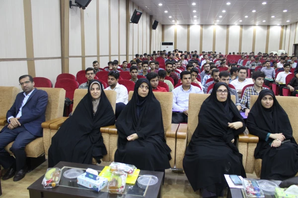 آیین استقبال از نو دانشجو معلمان دانشگاه فرهنگیان هرمزگان ورودی۱۴۰۳ 6